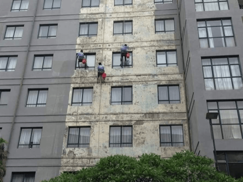 Thấm dột vách kính - Nguyên nhân và giải pháp khắc phục hiệu quả
